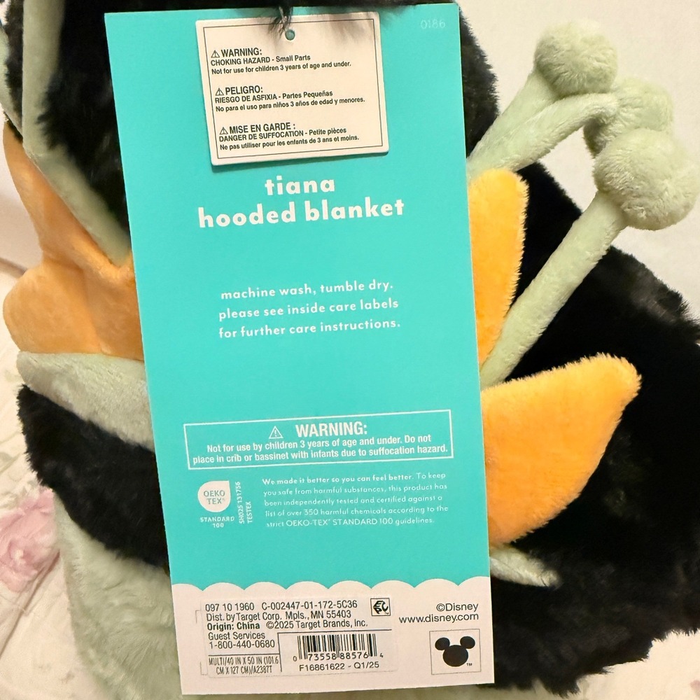 Pillowfort Disney Tiana Hooded Blanket Kids 40x50 Green NEW Faux Fur Mitts Tiara - Picture 4 of 8